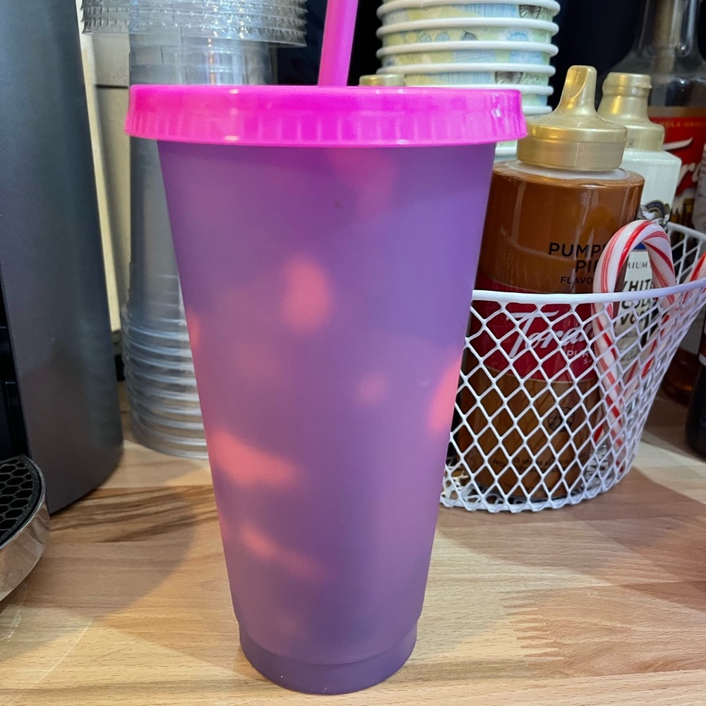 Color changing tumbler set of 5 *NEW*